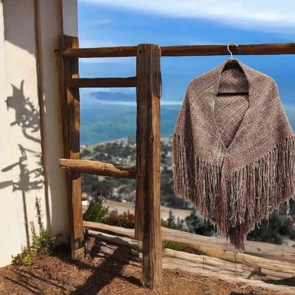 Vintage Mary Lynn OShea‎ Pink Gray Chenille Blend Woven Triangular Shawl Wrap - Picture 13 of 15